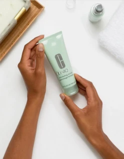 Clinique Exfoliating Scrub 100ml -Winkel Voor Haarproducten clinique exfoliating scrub 100ml 2