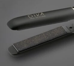 Diva Pro Precious Metals Gold Dust Straightener -Winkel Voor Haarproducten diva pro precious metals gold dust straightener 1