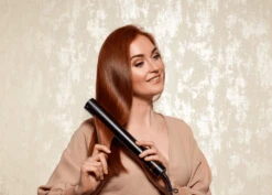 HOT TOOLS Evolve Black Gold 25mm 7 HOT TOOLS Evolve Black Gold 25mm -Winkel Voor Haarproducten htst7122bg model picture 300dpi min