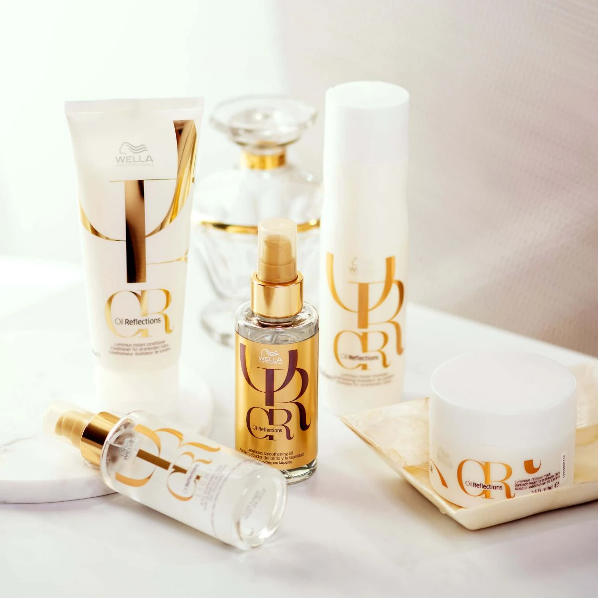 Wella Oil Reflections Magnifying Elixir 10x6ml 2 Wella Oil Reflections Magnifying Elixir 10x6ml - Afbeelding 2